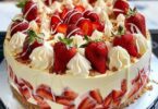 White Chocolate Strawberry Cheesecake